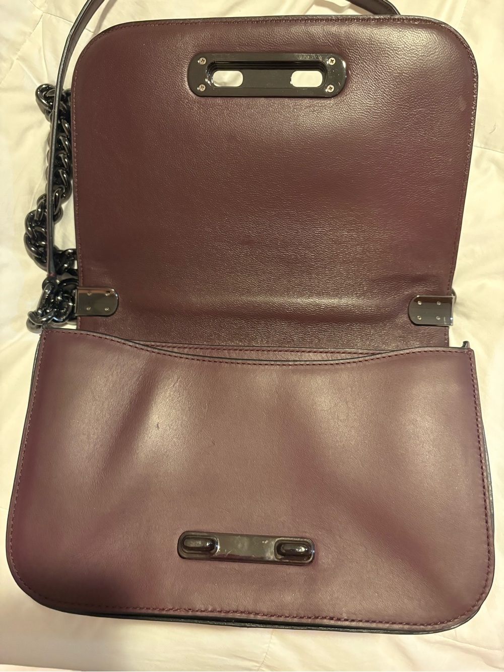 Coach Turnlock Swagger Shoulder/crossbody Bag in Plum - Picture 8 of 10